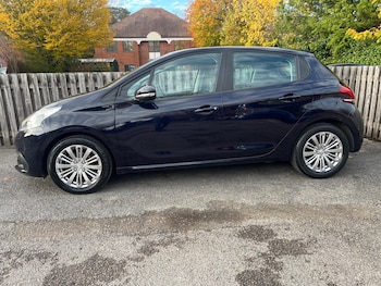 Used Peugeot 208 2018 for sale - 76441045: Photo