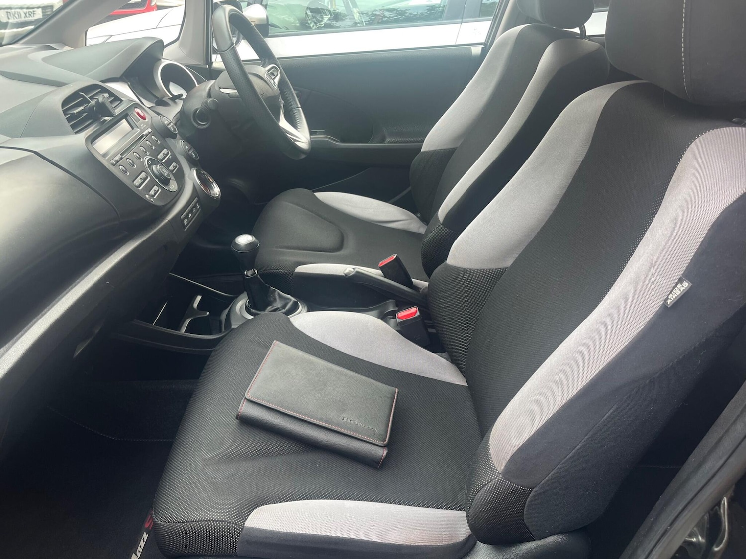 Used Honda Jazz 2014 for sale - 76405005: Photo 11