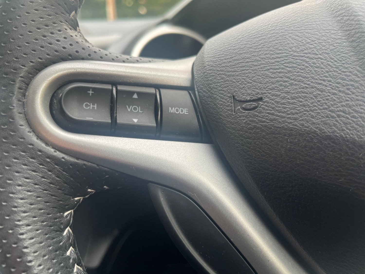 Used Honda Jazz 2014 for sale - 76405005: Photo 19