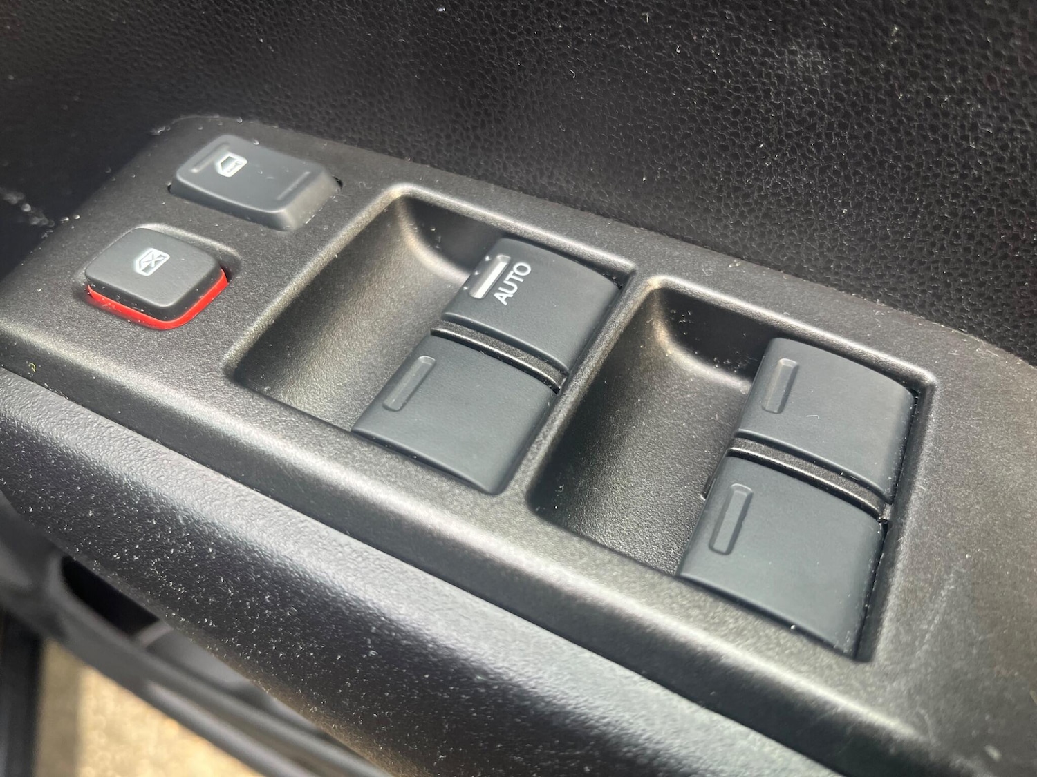 Used Honda Jazz 2014 for sale - 76405005: Photo 23