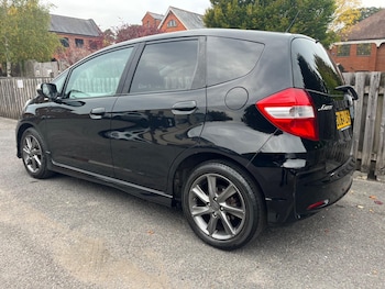 Used Honda Jazz 2014 for sale - 76405005: Photo