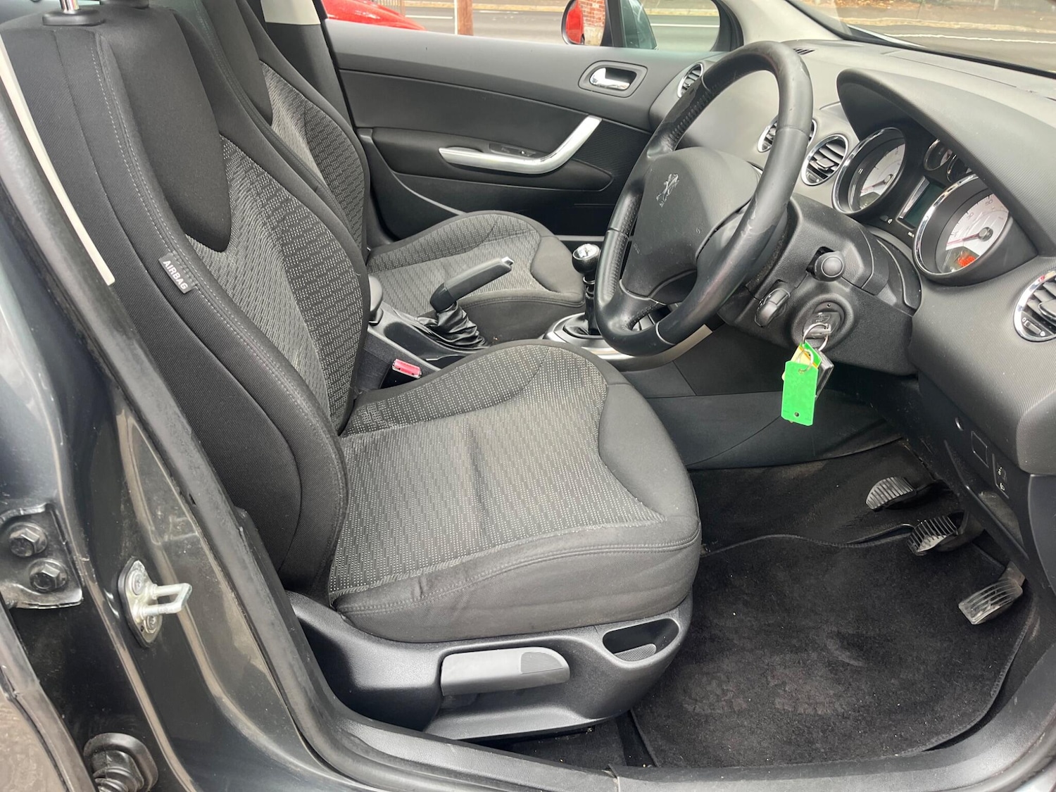 Used Peugeot 308 SW 2010 for sale - 76404993: Photo 11