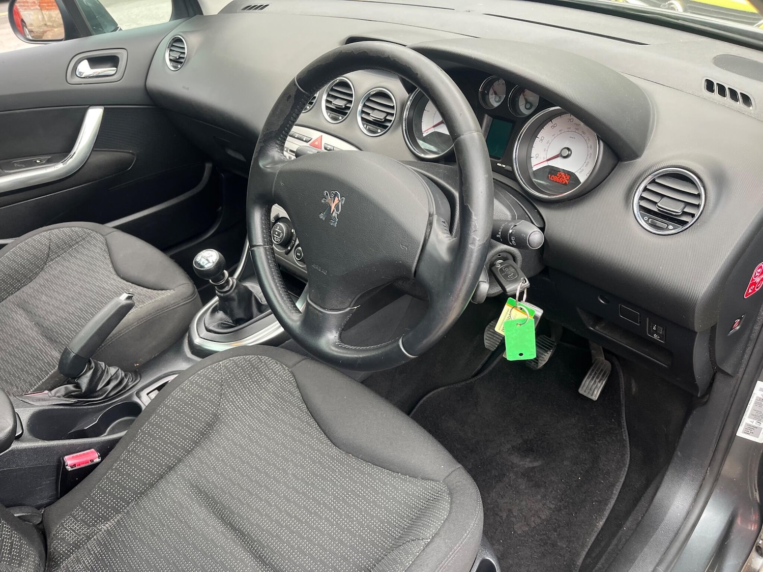 Used Peugeot 308 SW 2010 for sale - 76404993: Photo 17