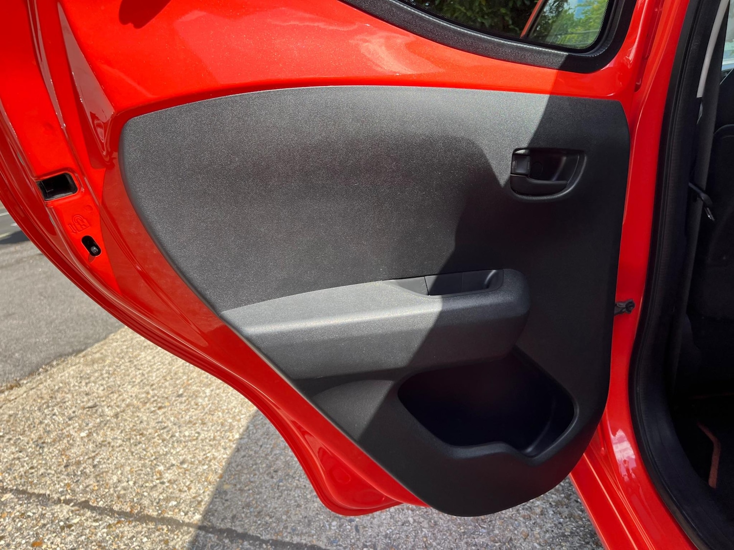 Used Toyota AYGO 2016 for sale - 76405000: Photo 26