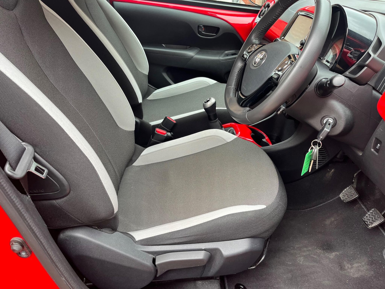 Used Toyota AYGO 2014 for sale - 76404999: Photo 12