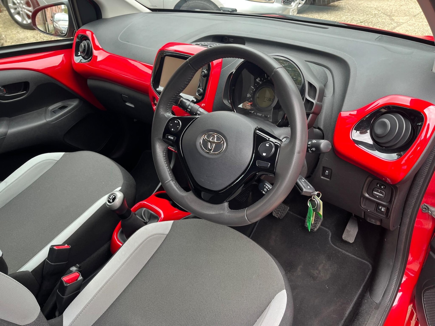 Used Toyota AYGO 2014 for sale - 76404999: Photo 16