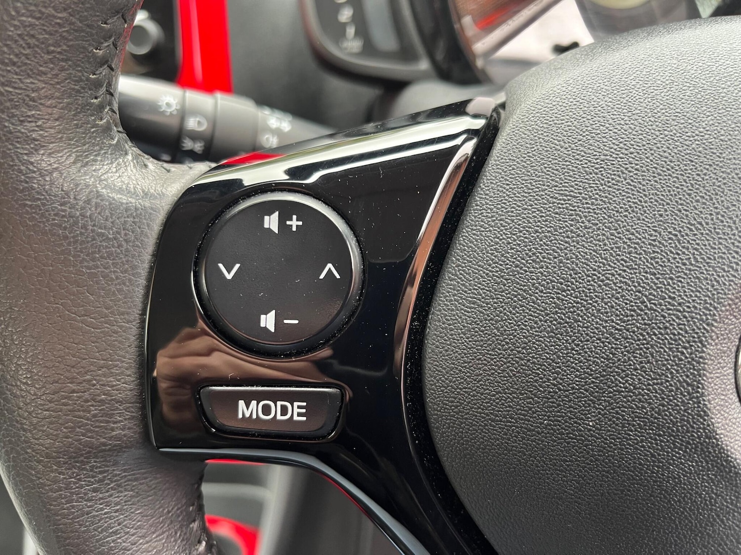 Used Toyota AYGO 2014 for sale - 76404999: Photo 19