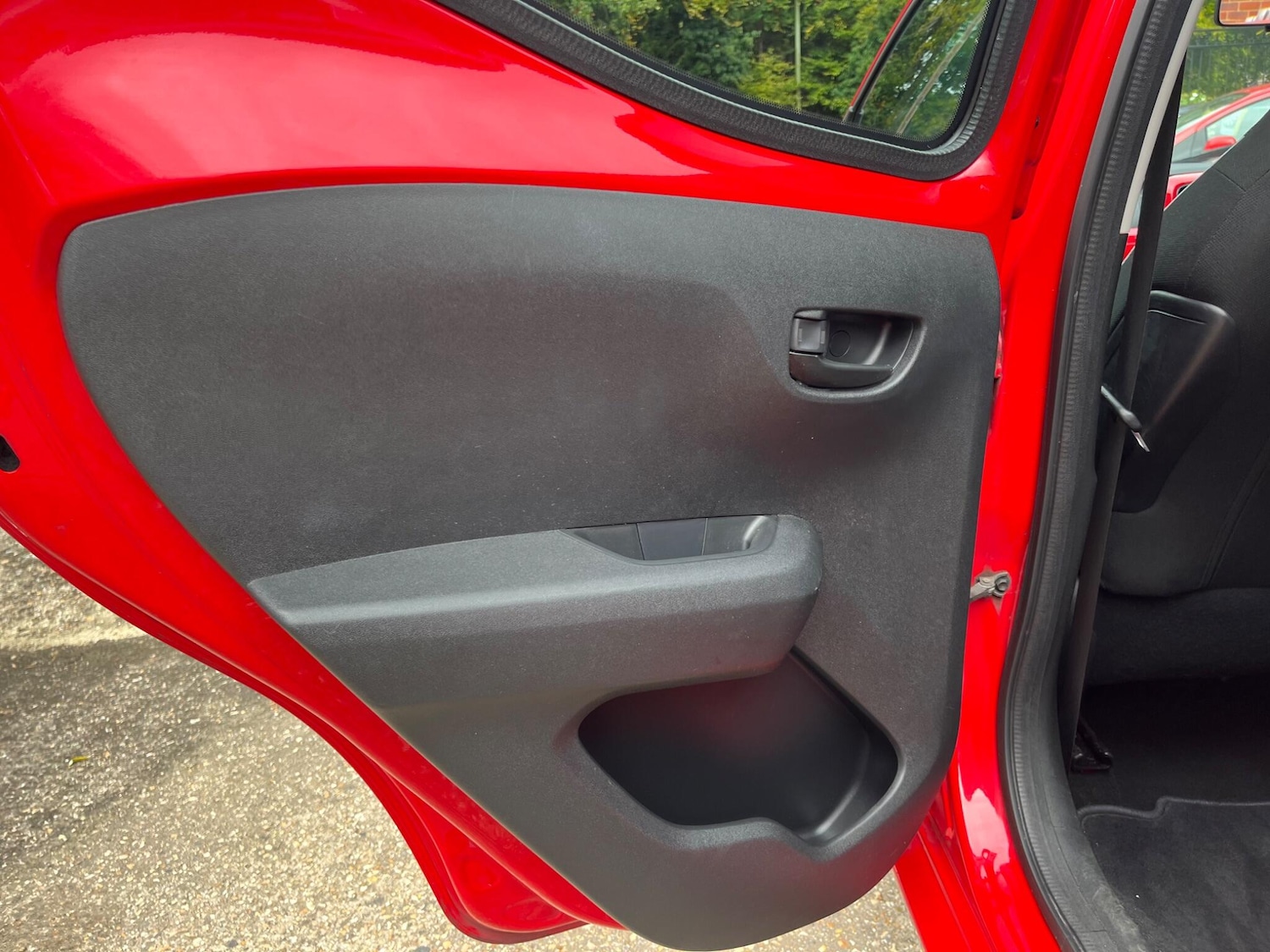 Used Toyota AYGO 2014 for sale - 76404999: Photo 29