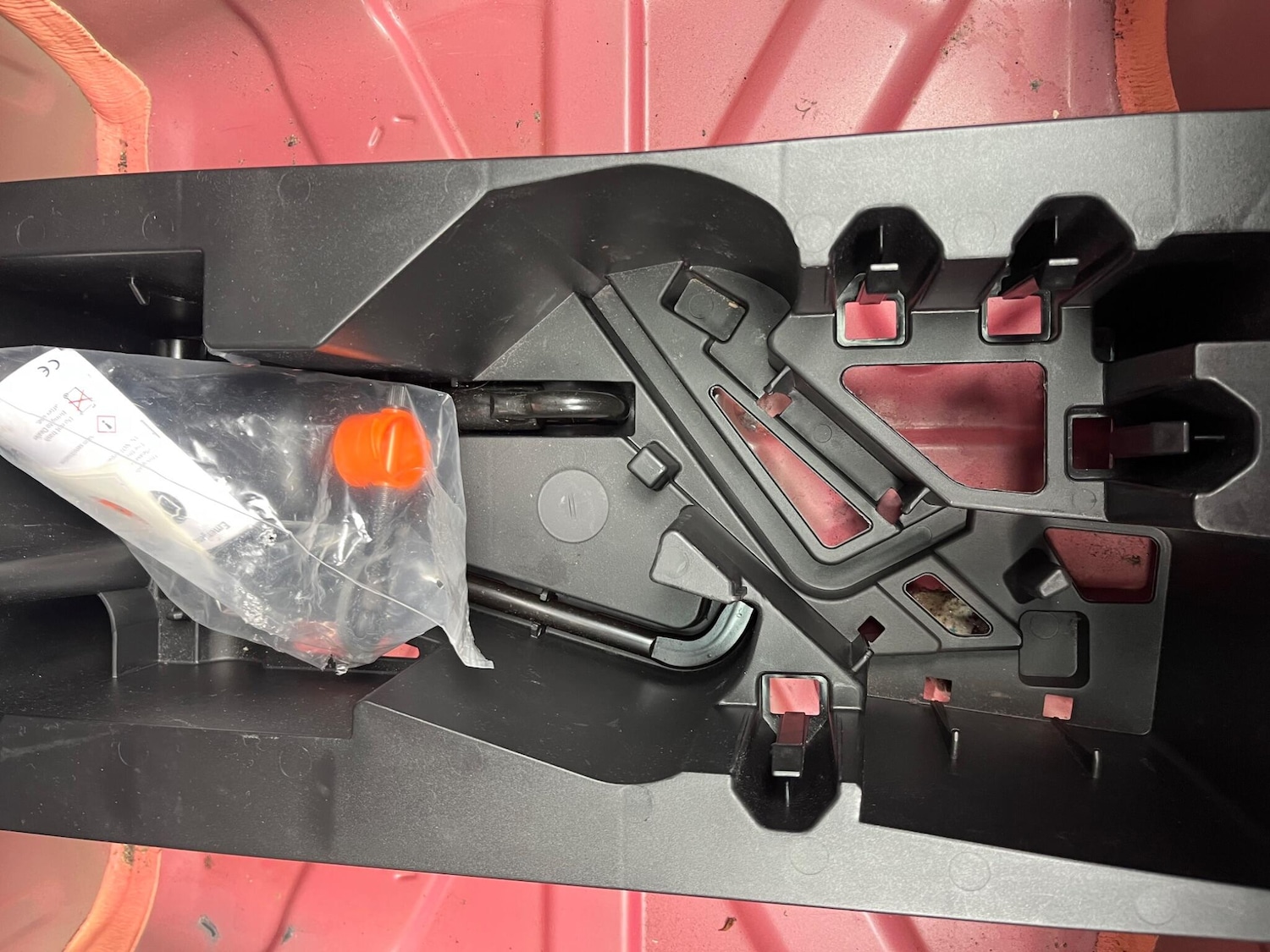 Used Toyota AYGO 2014 for sale - 76404999: Photo 30