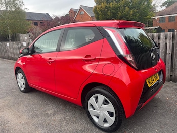 Used Toyota AYGO 2014 for sale - 76404999: Photo