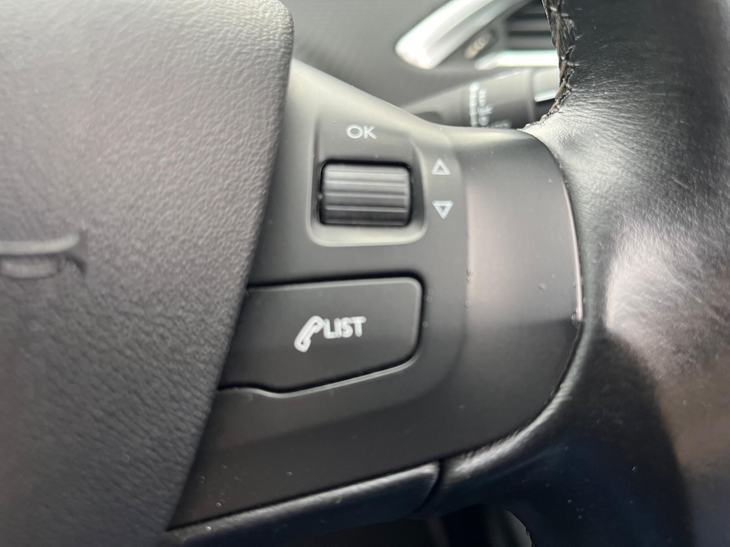 Used Peugeot 2008 2016 for sale - 76409104: Photo 18