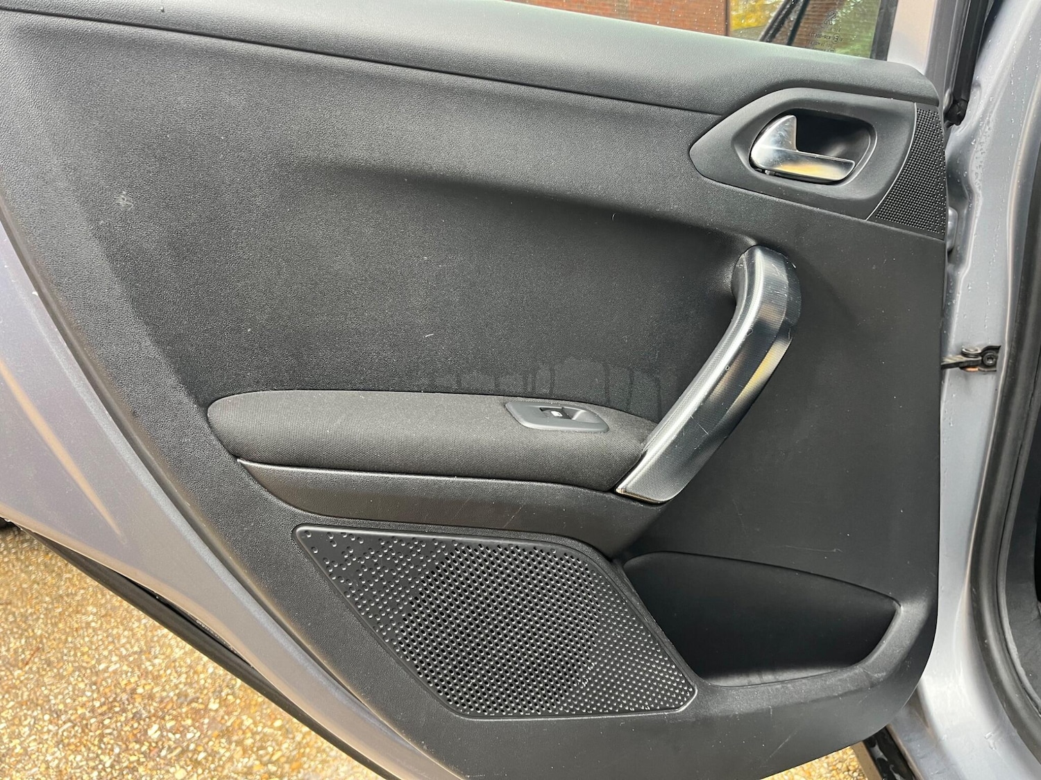 Used Peugeot 2008 2016 for sale - 76409104: Photo 27