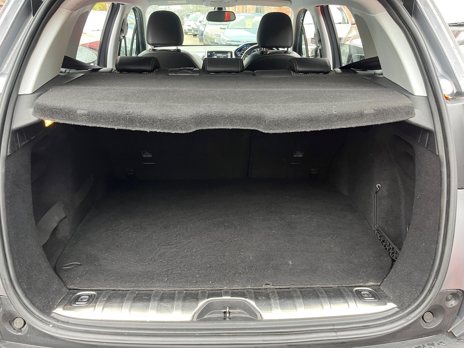 Used Peugeot 2008 2016 for sale - 76409104: Photo 9