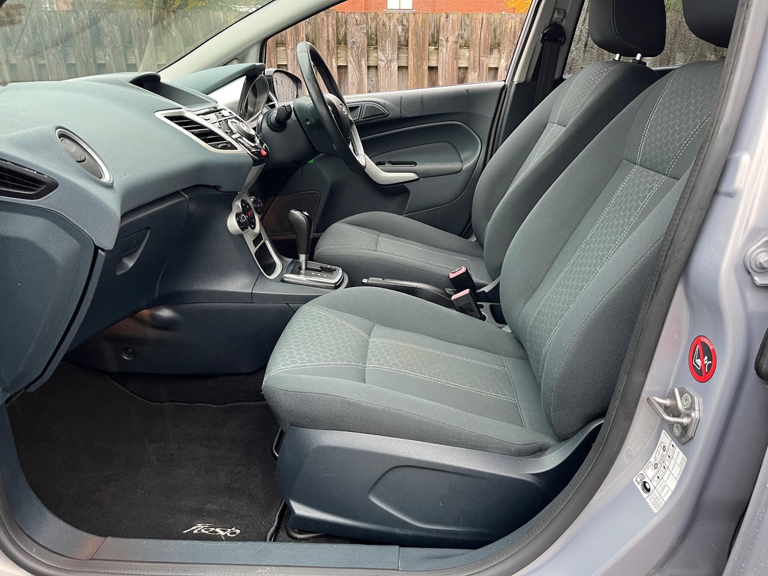 Used Ford Fiesta 2011 for sale - 76620494: Photo 10