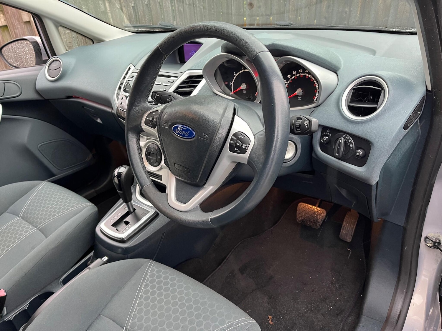 Used Ford Fiesta 2011 for sale - 76620494: Photo 16