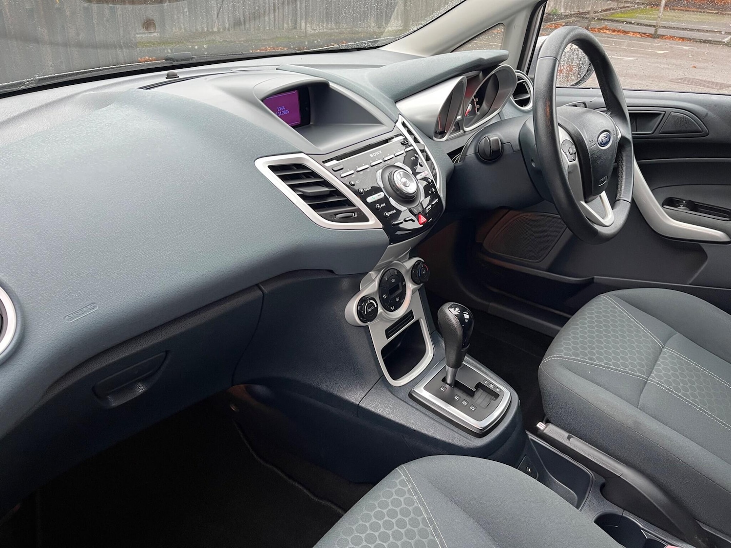 Used Ford Fiesta 2011 for sale - 76620494: Photo 17