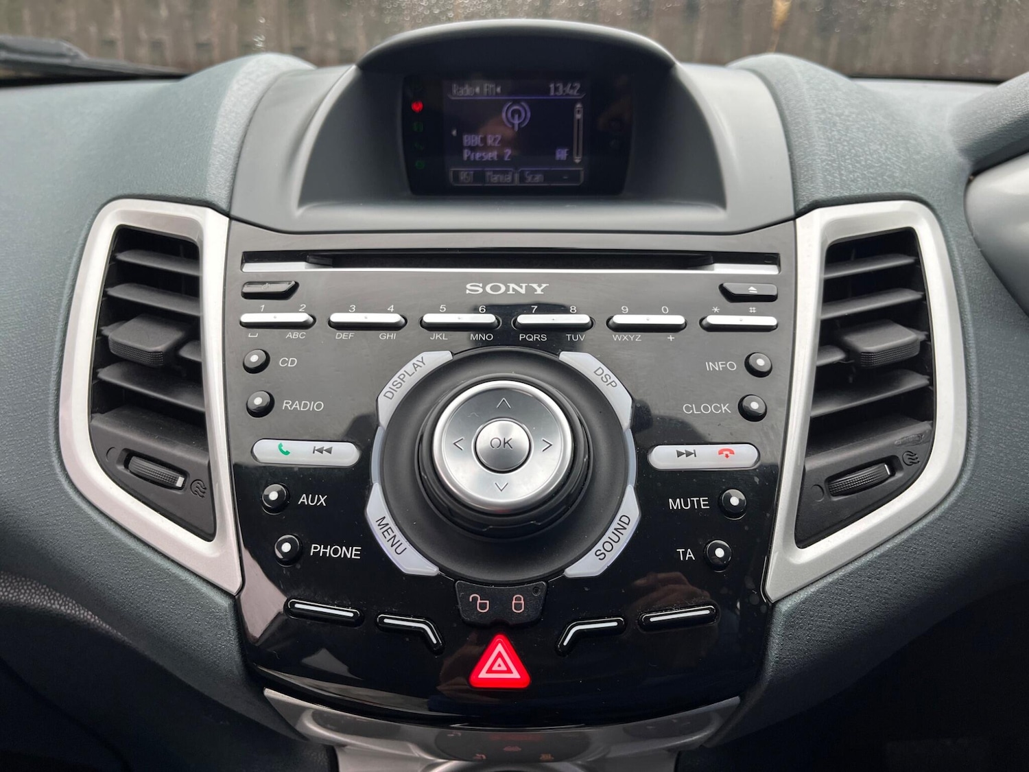 Used Ford Fiesta 2011 for sale - 76620494: Photo 21