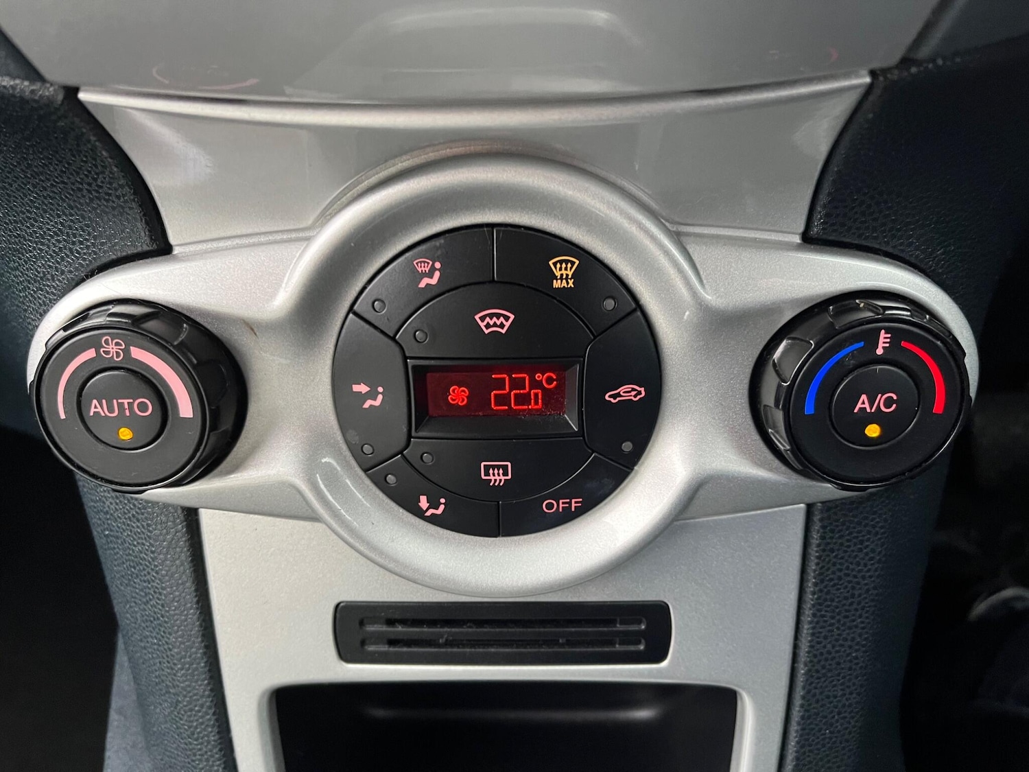 Used Ford Fiesta 2011 for sale - 76620494: Photo 22