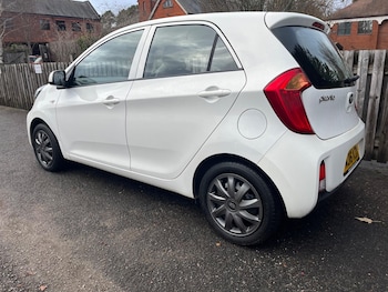 Used Kia Picanto 2016 for sale - 76667309: Photo
