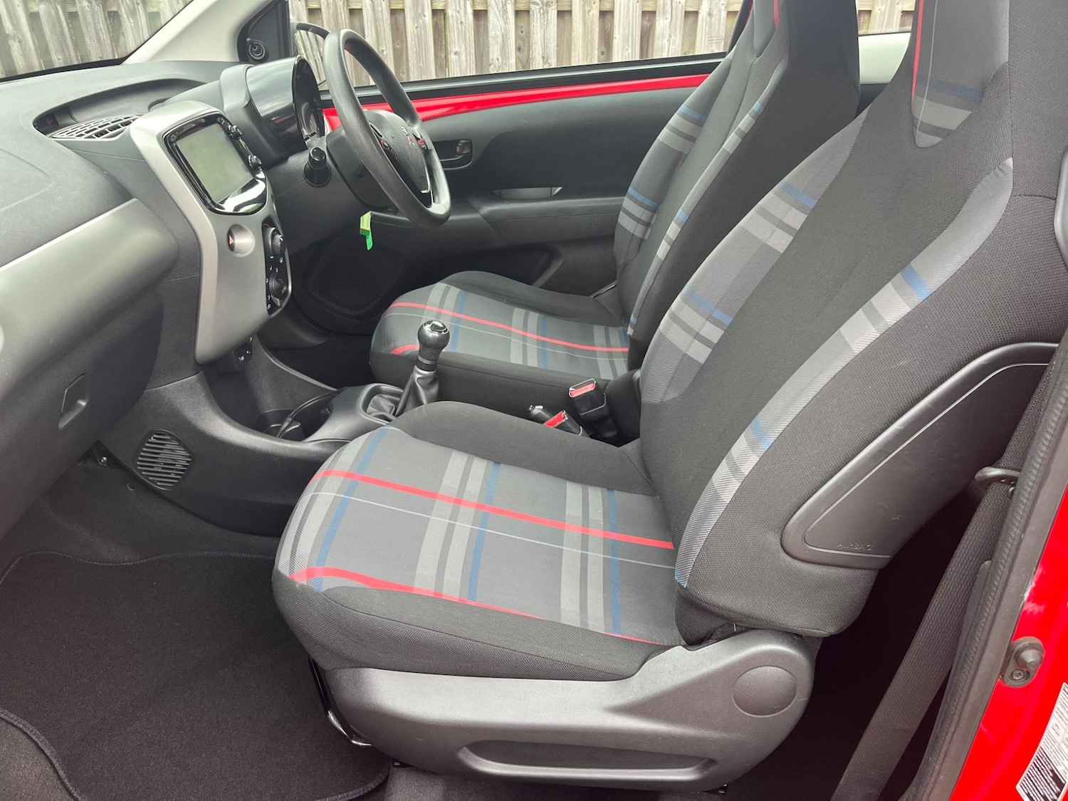 Used Peugeot 108 2015 for sale - 76472194: Photo 10