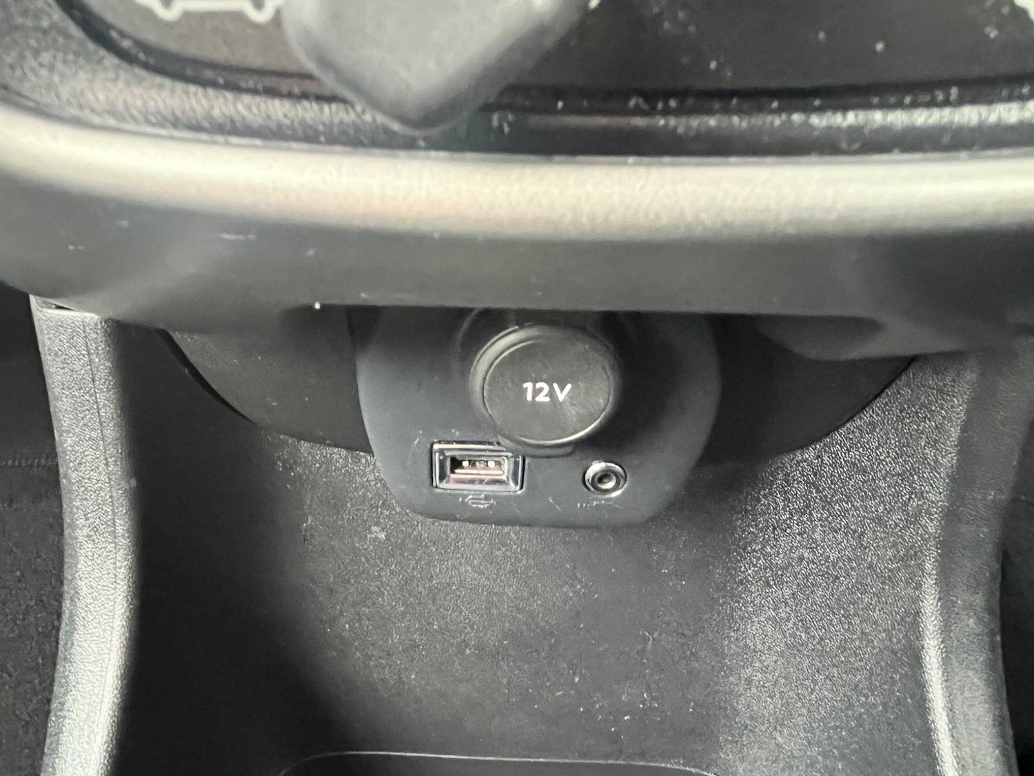 Used Peugeot 108 2015 for sale - 76472194: Photo 17