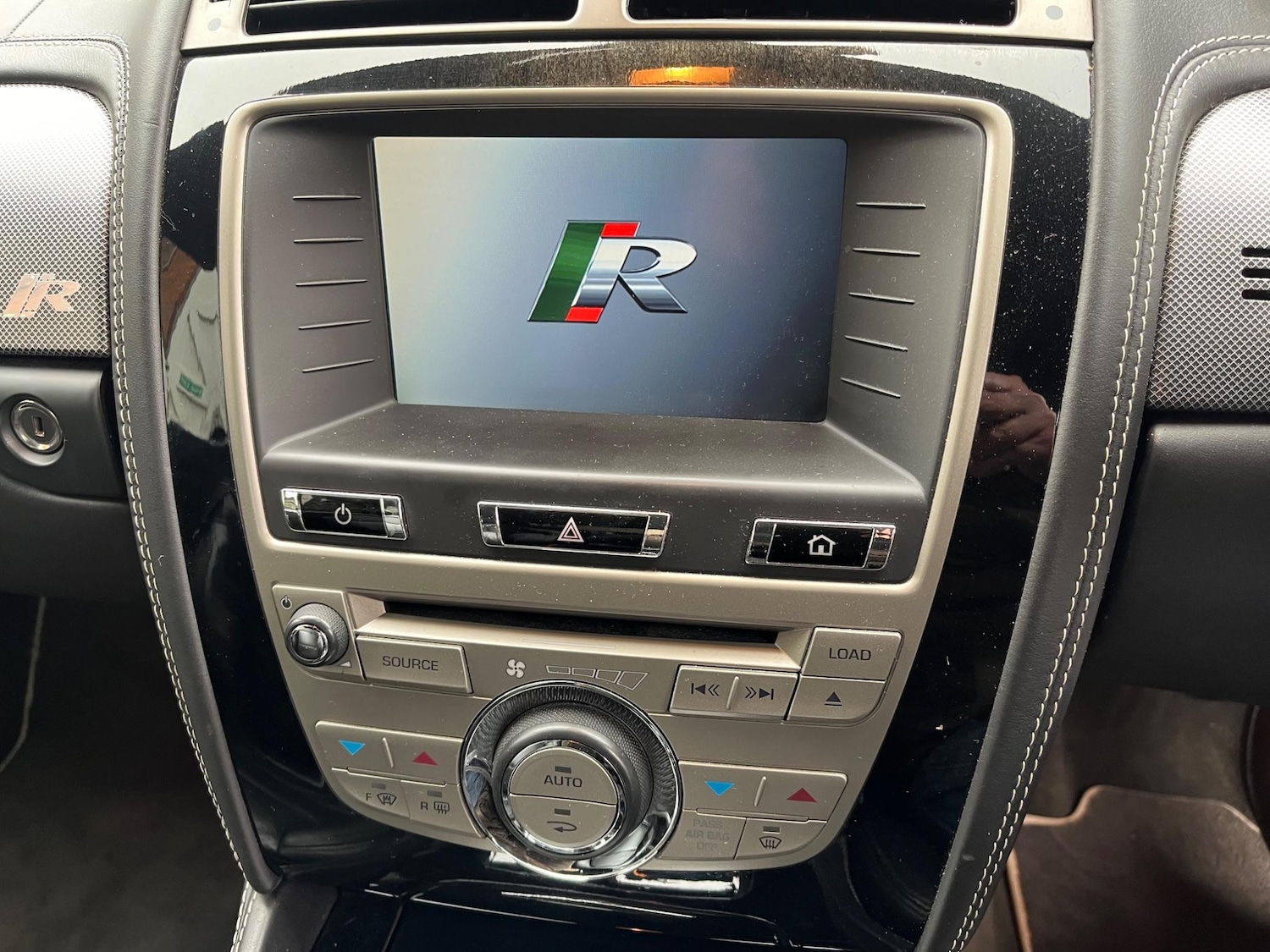 Used Jaguar XK 2009 for sale - 76409561: Photo 19