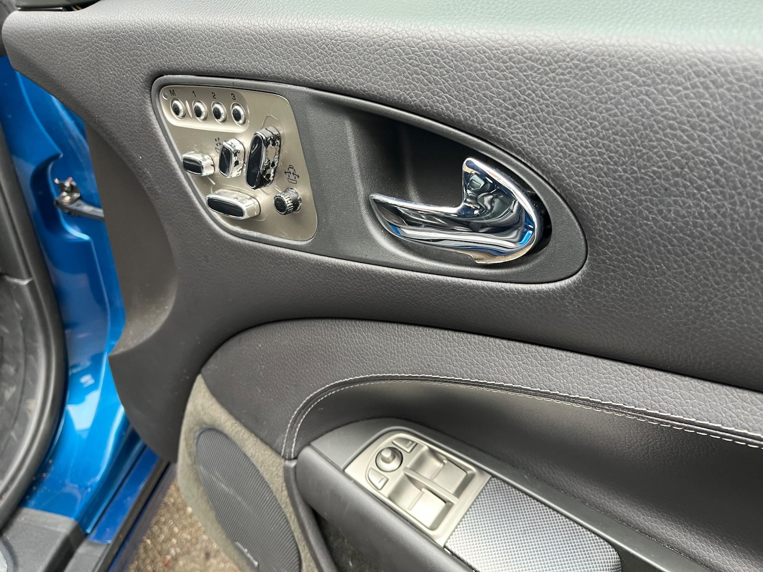 Used Jaguar XK 2009 for sale - 76409561: Photo 22