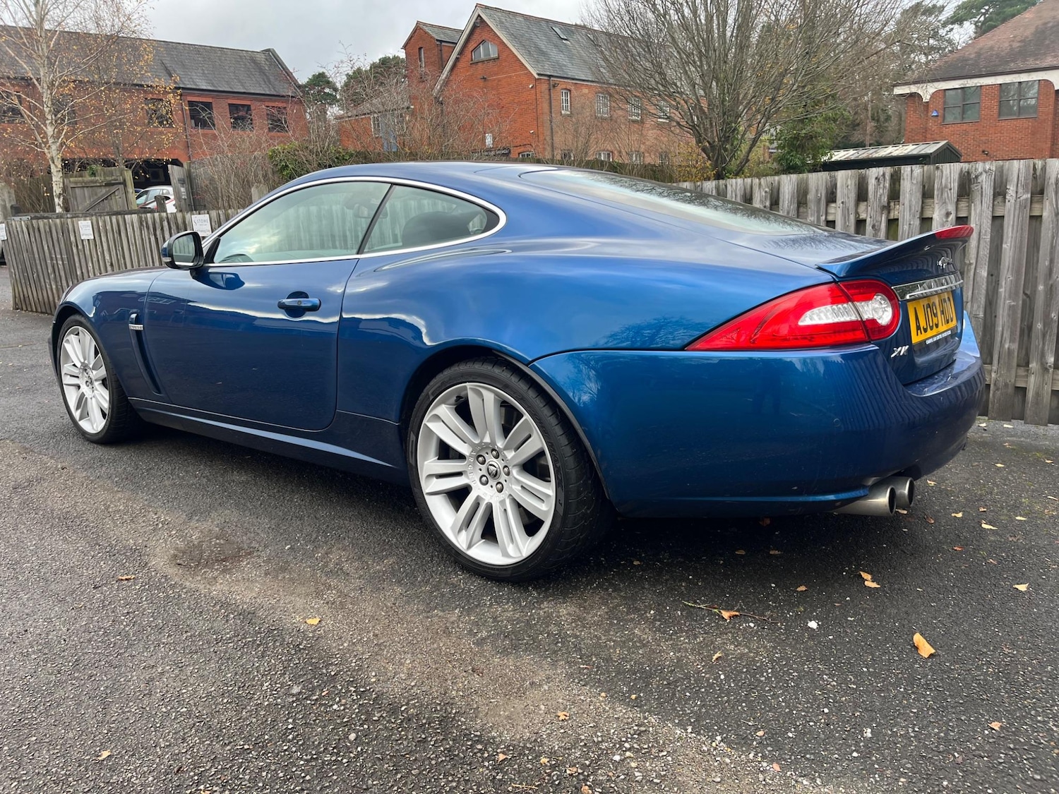 Used Jaguar XK 2009 for sale - 76409561: Photo 3