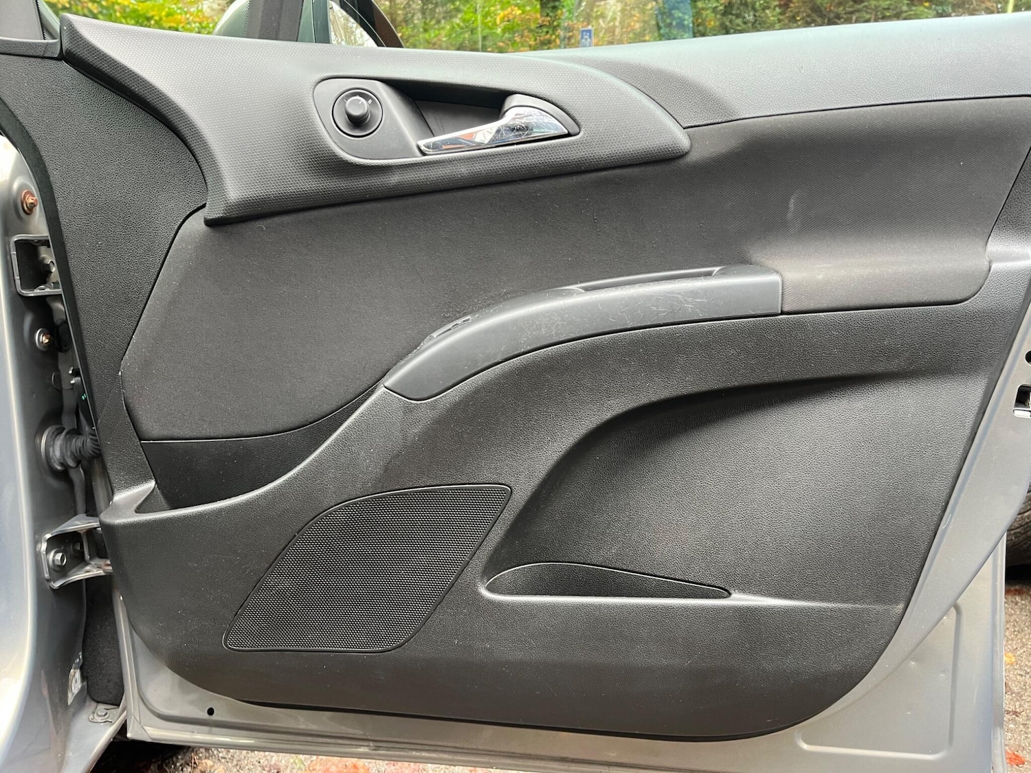 Used Vauxhall Meriva 2011 for sale - 76689528: Photo 25