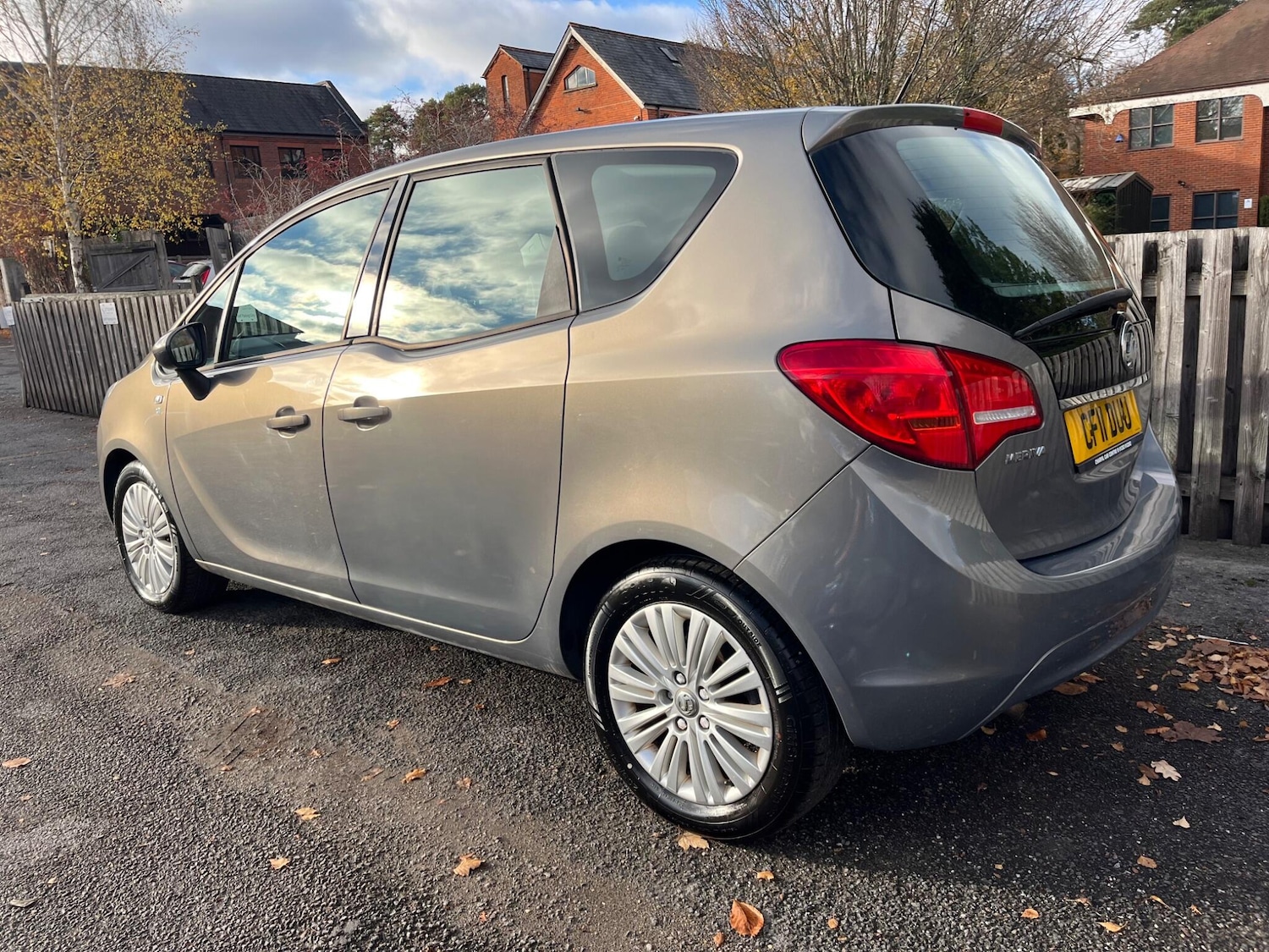 Used Vauxhall Meriva 2011 for sale - 76689528: Photo 3