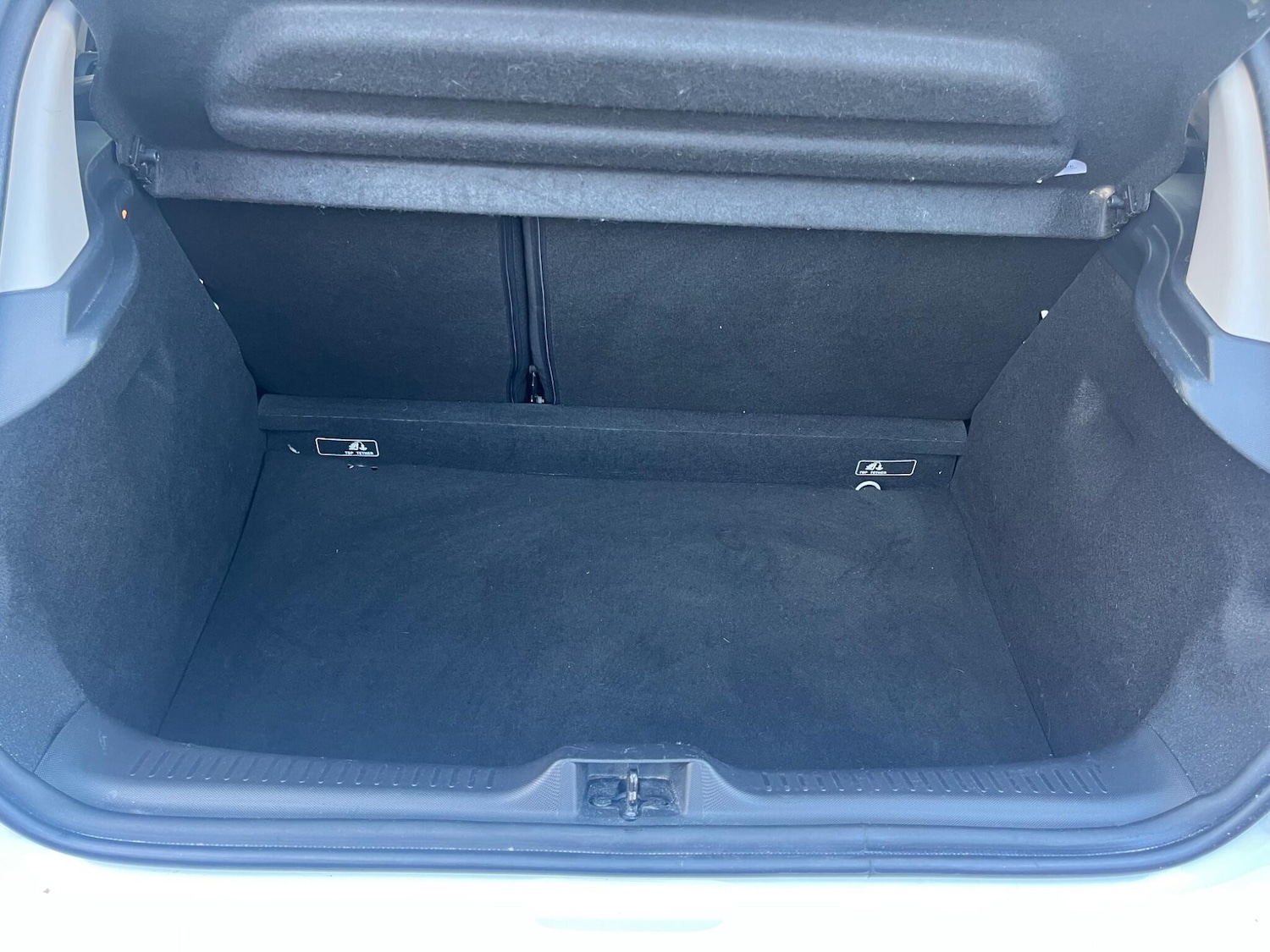 Used Renault Clio for sale - 76573642: Photo 8