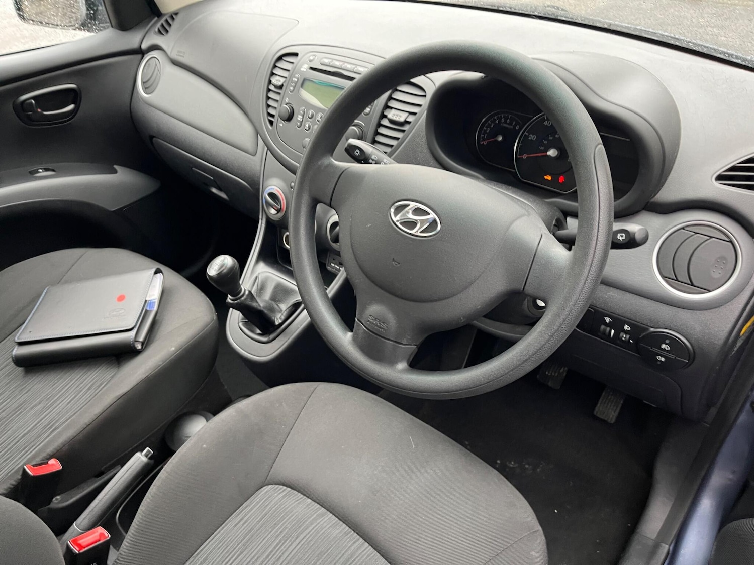 Used Hyundai i10 2013 for sale - 76759658: Photo 17