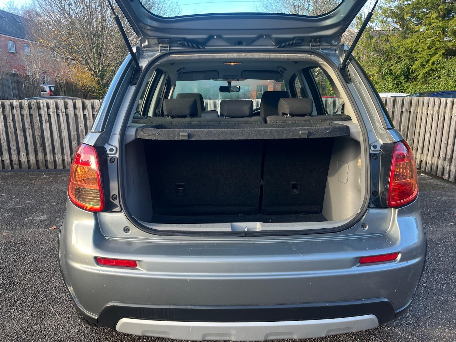 Used Suzuki SX4 2014 for sale - 76781749: Photo 9