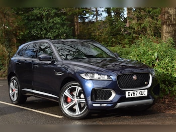 Used Jaguar F-Pace 2017 for sale - 77225454: Photo