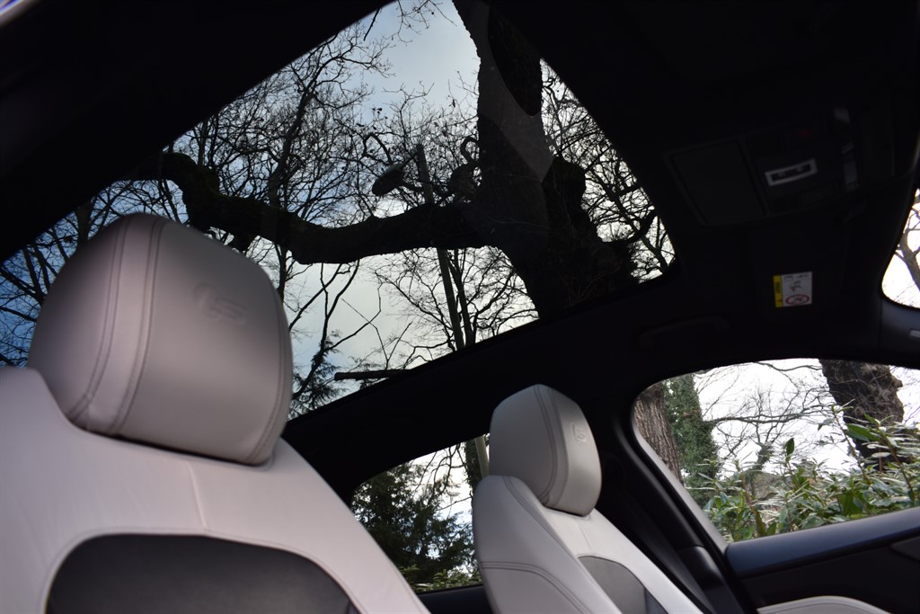 Used Jaguar F-Pace 2017 for sale - 77225454: Photo 3