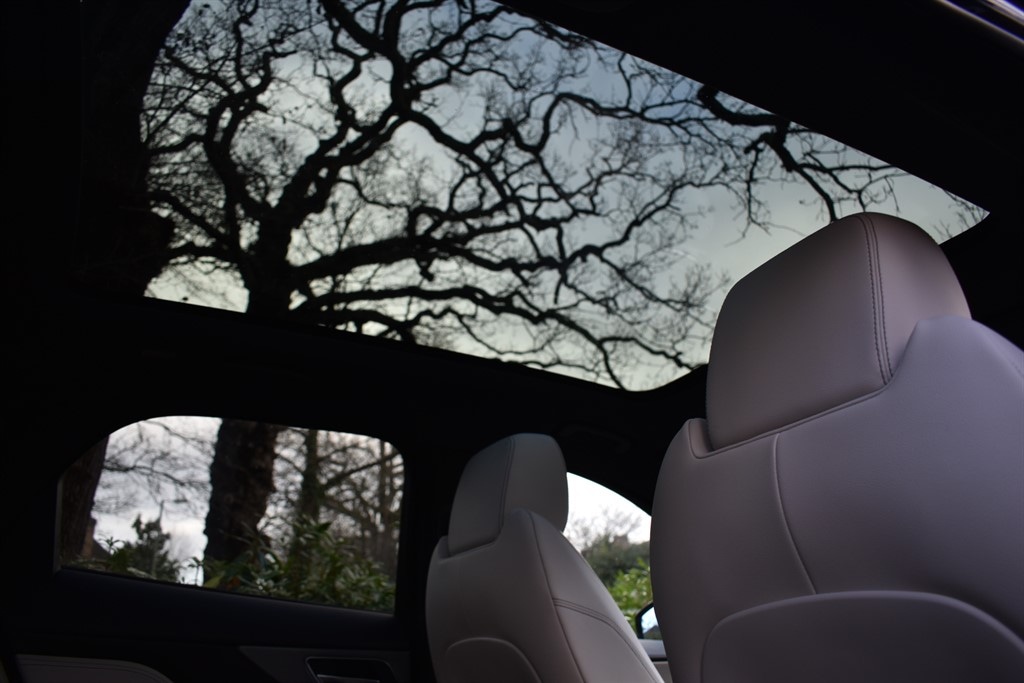 Used Jaguar F-Pace 2017 for sale - 77225454: Photo 35