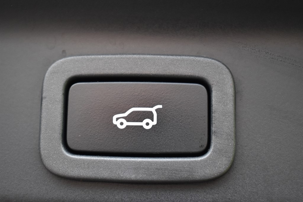 Used Jaguar F-Pace 2017 for sale - 77225454: Photo 44