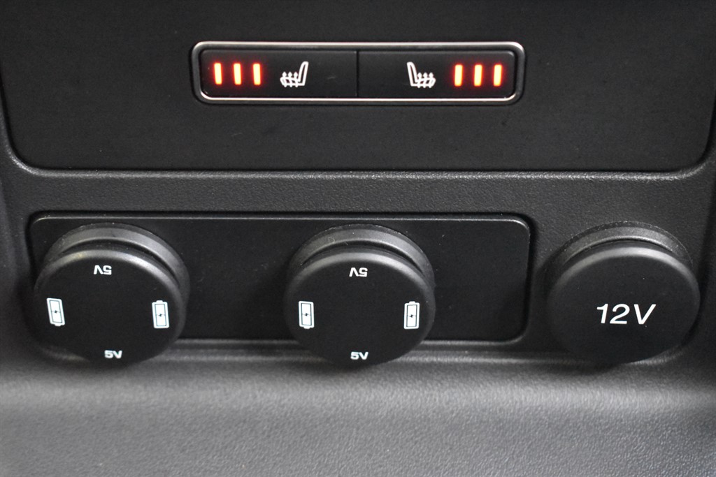 Used Jaguar F-Pace 2017 for sale - 77225454: Photo 9