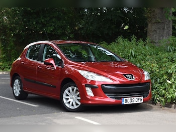 2009 - VERVE+1 Owner From New with Very low Mileage! 5-Door