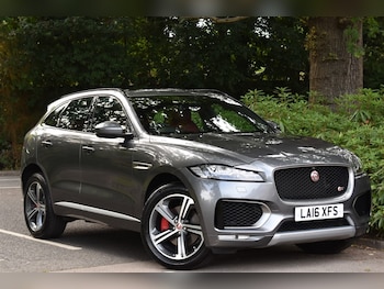 Used Jaguar F-Pace 2016 for sale - 75664667: Photo