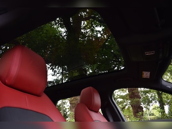Used Jaguar F-Pace 2016 for sale - 75664667: Photo