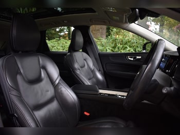 Used Volvo XC60 2021 for sale - 76209083: Photo