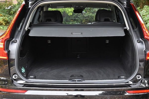 Used Volvo XC60 2021 for sale - 76209083: Photo 38