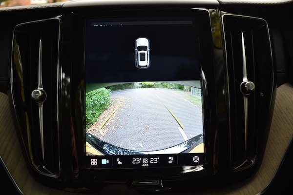Used Volvo XC60 2021 for sale - 76209083: Photo 5