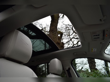 Used Jaguar F-Pace 2017 for sale - 77674206: Photo