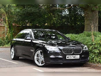 2015 - M SPORT+BMW FLAGSHIP MODEL 4-Door