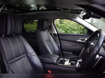 Used Land Rover Range Rover Velar 2017 for sale - 76507799: Photo