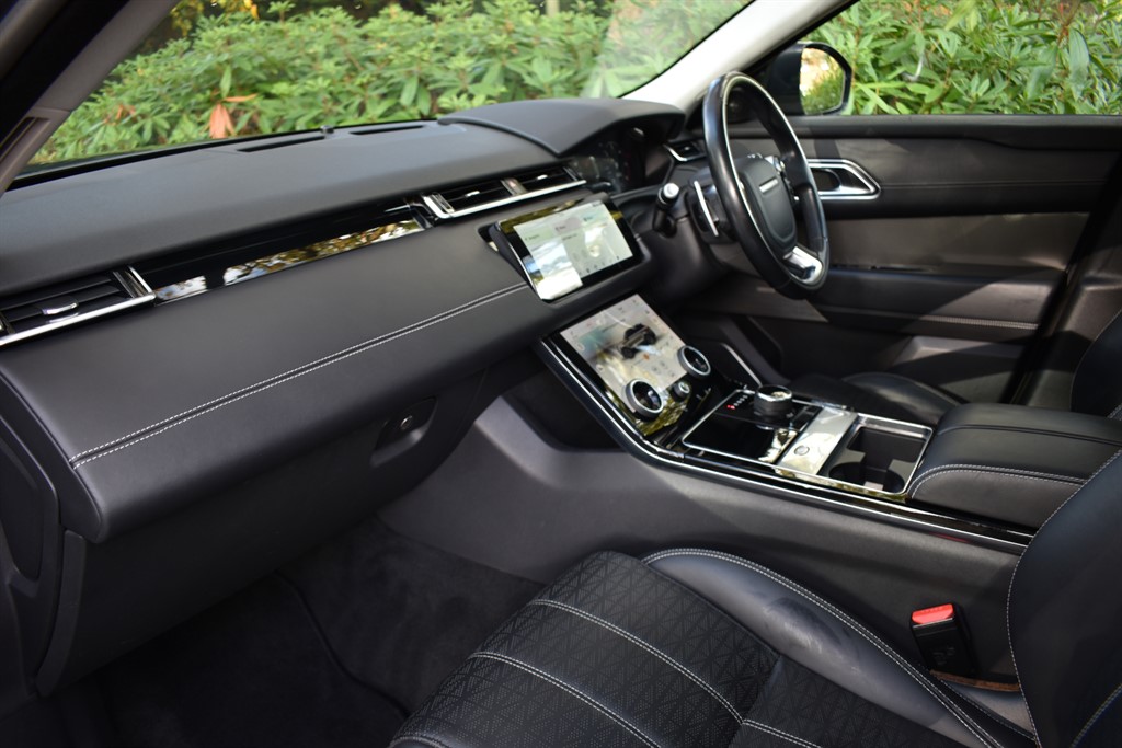 Used Land Rover Range Rover Velar 2017 for sale - 76507799: Photo 30