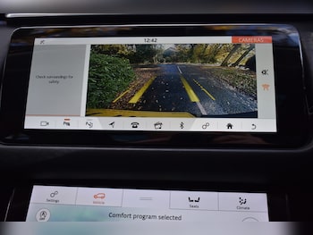 Used Land Rover Range Rover Velar 2017 for sale - 76507799: Photo