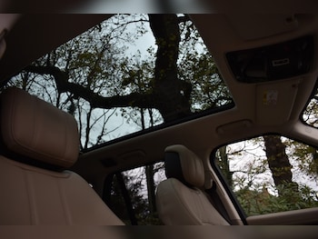 Used Land Rover Range Rover 2018 for sale - 76625444: Photo